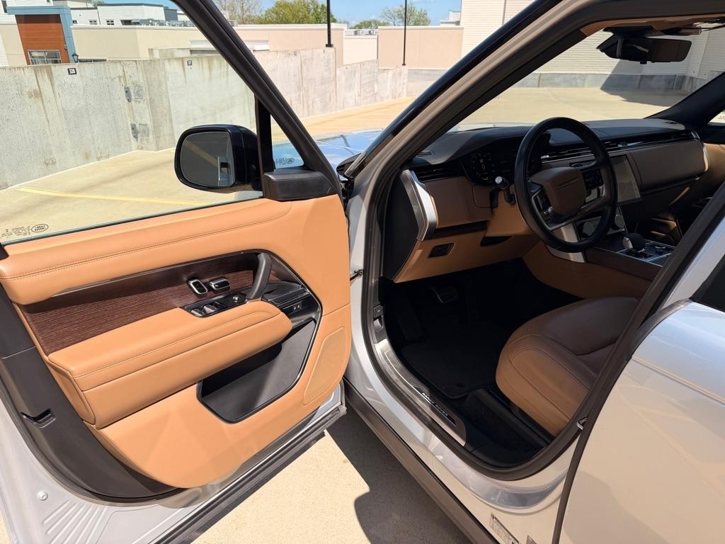 Land Rover New Range Rover SE 2023