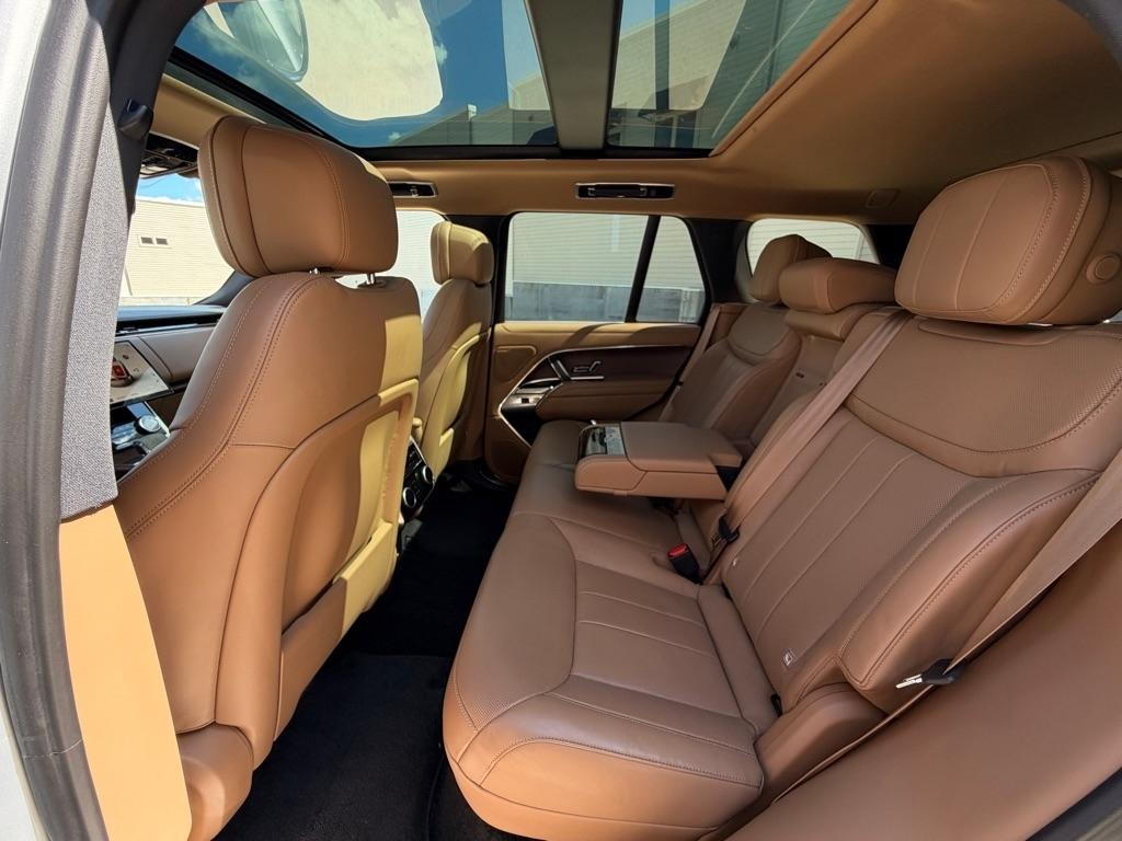Land Rover New Range Rover SE 2023