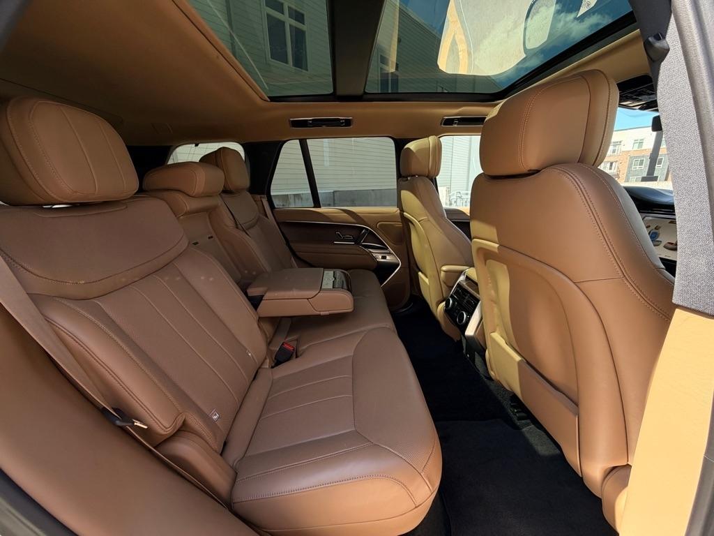 Land Rover New Range Rover SE 2023