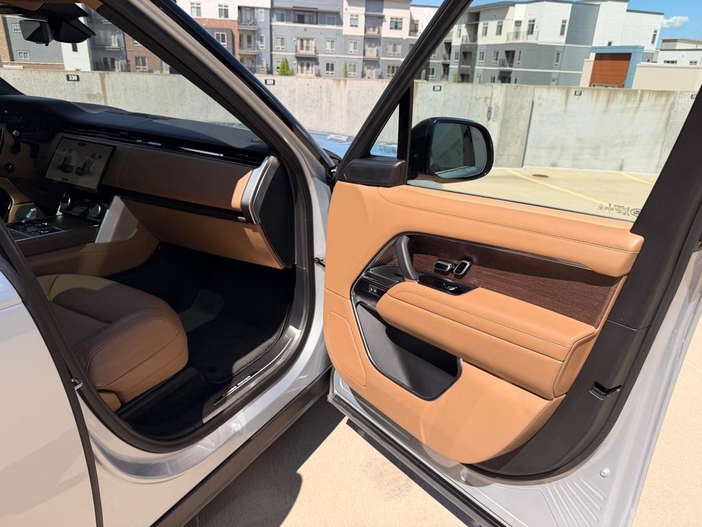 Land Rover New Range Rover SE 2023