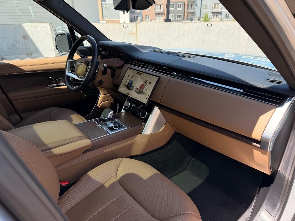 Land Rover New Range Rover SE 2023