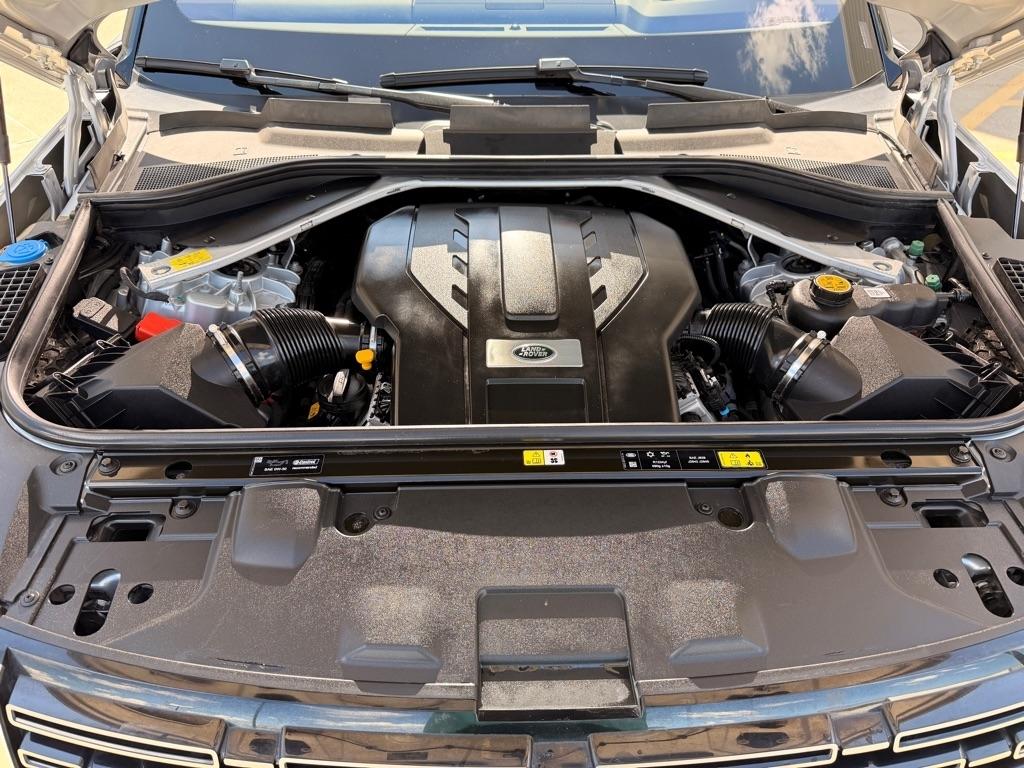 Land Rover New Range Rover SE 2023