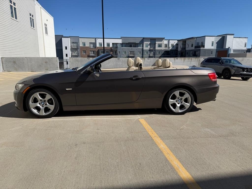 BMW 3-Series 328i Convertible - SULEV 2010