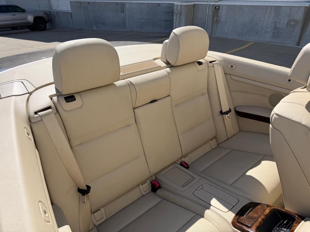 BMW 3-Series 328i Convertible - SULEV 2010