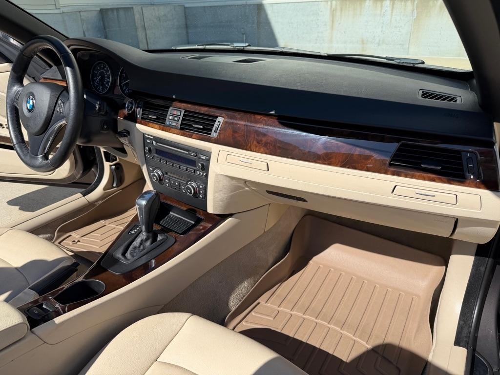 BMW 3-Series 328i Convertible - SULEV 2010