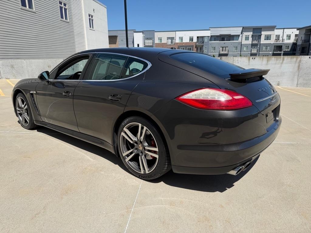 Porsche Panamera S 2012