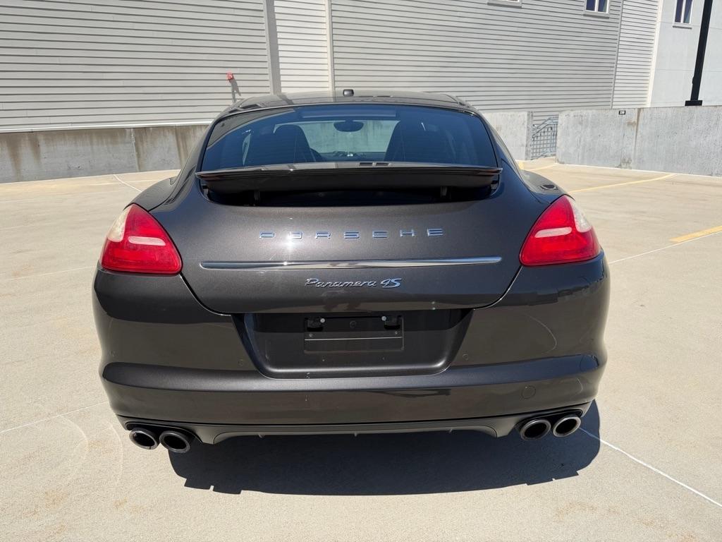 Porsche Panamera S 2012