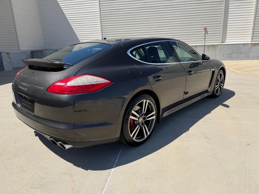 Porsche Panamera S 2012