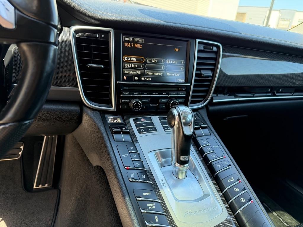Porsche Panamera S 2012