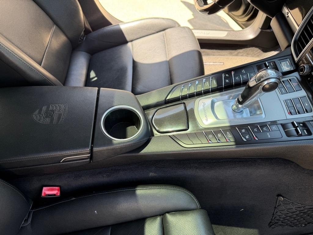 Porsche Panamera S 2012