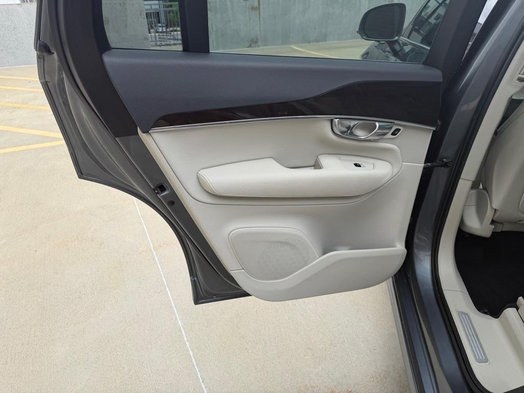 Volvo XC90 T6 Momentum AWD 2018