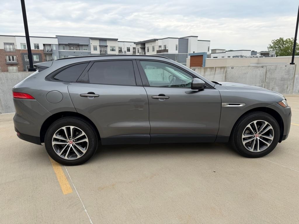 Jaguar F-Pace 25t Premium 2018