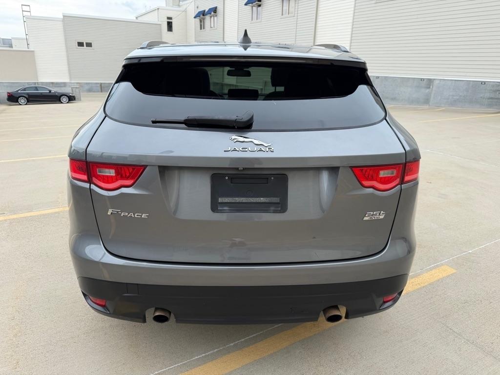 Jaguar F-Pace 25t Premium 2018