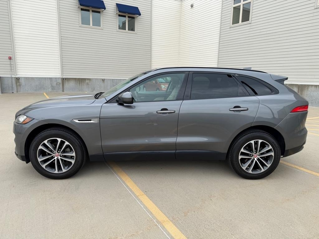 Jaguar F-Pace 25t Premium 2018