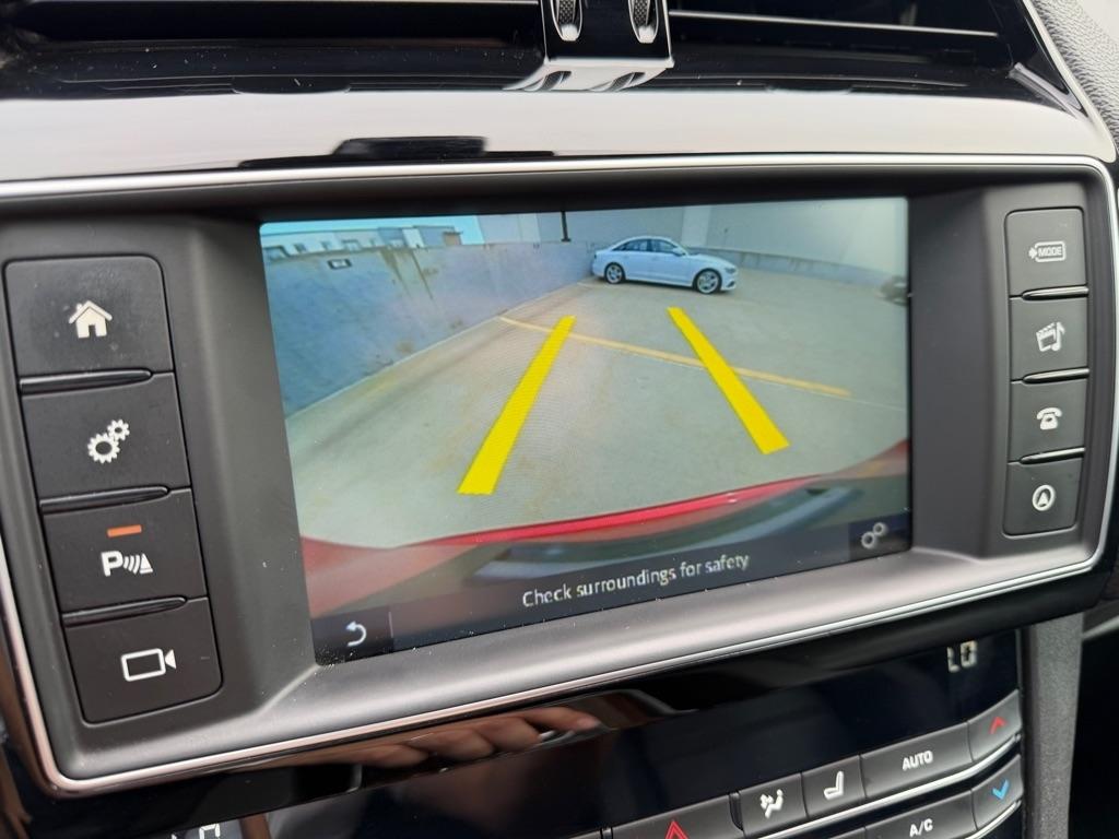 Jaguar F-Pace 35t Prestige 2017