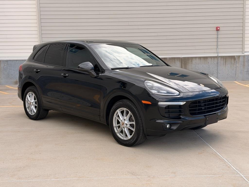 2016 Porsche Cayenne Base