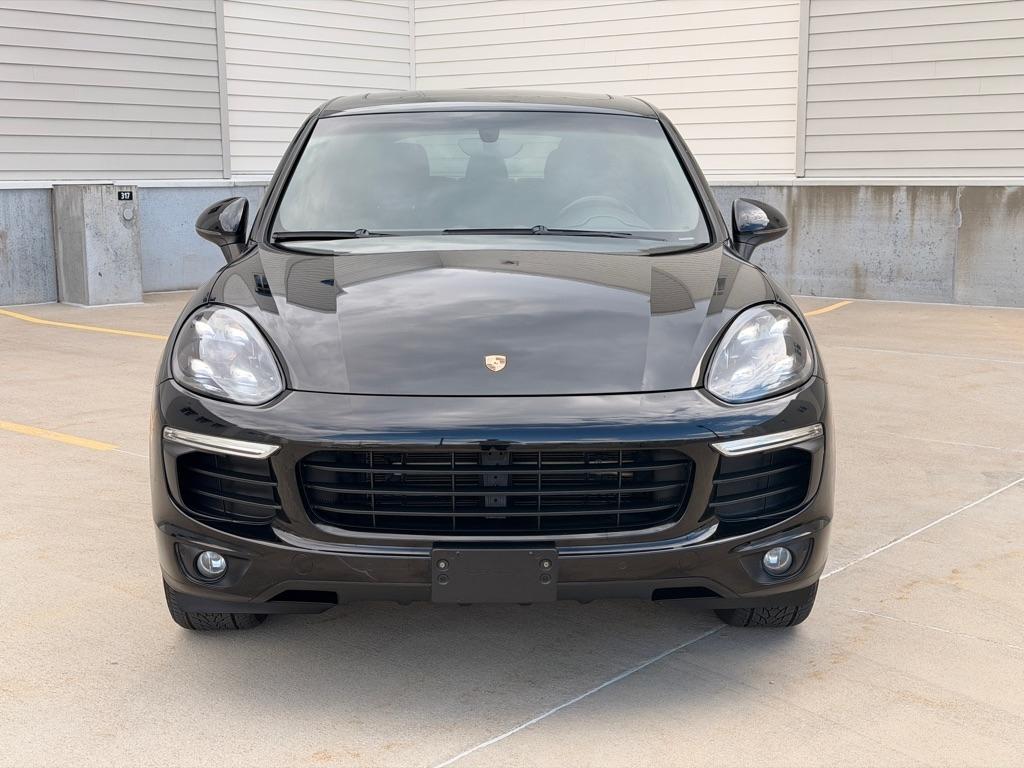 Porsche Cayenne Base 2016