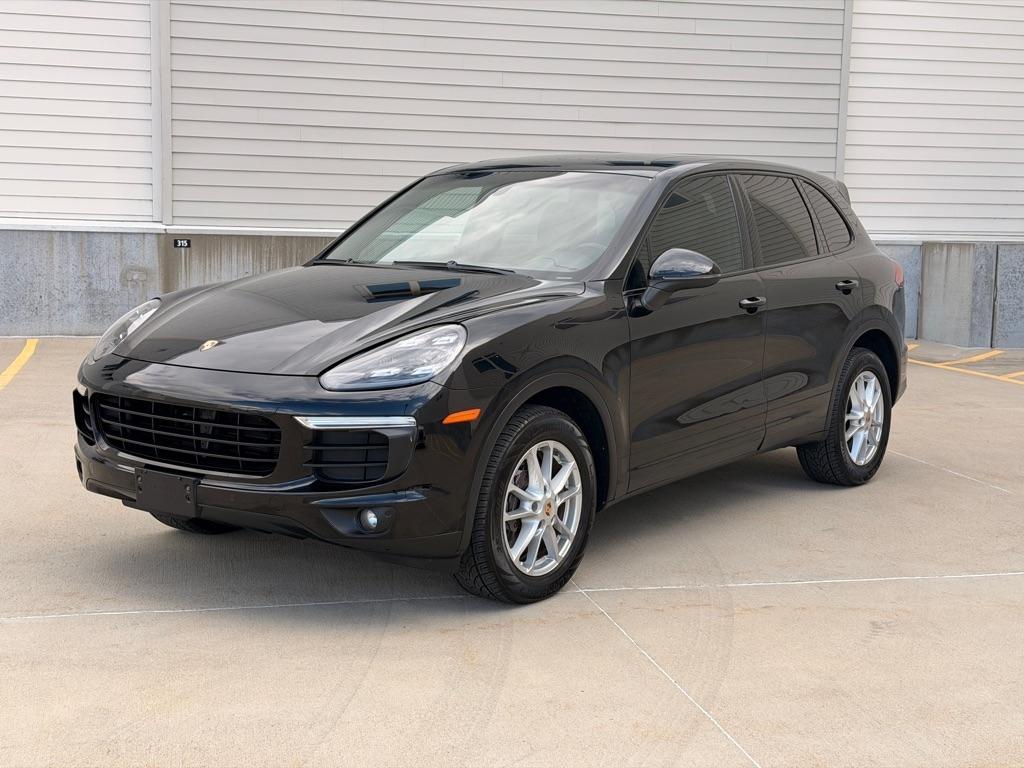 Porsche Cayenne Base 2016