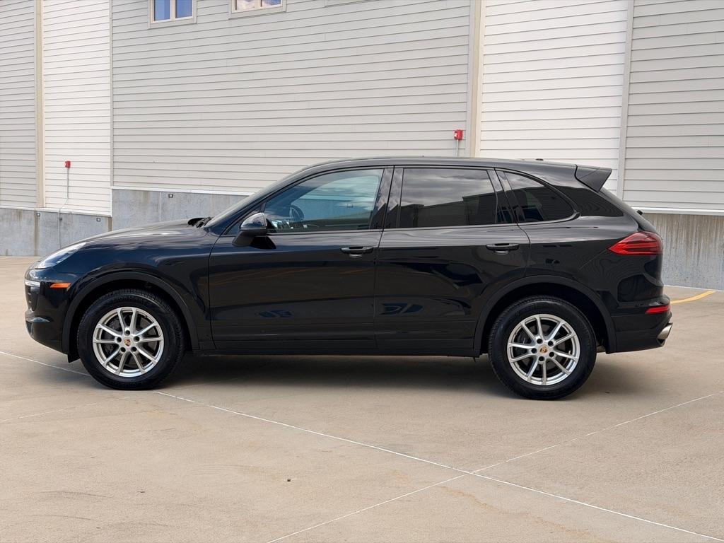 Porsche Cayenne Base 2016