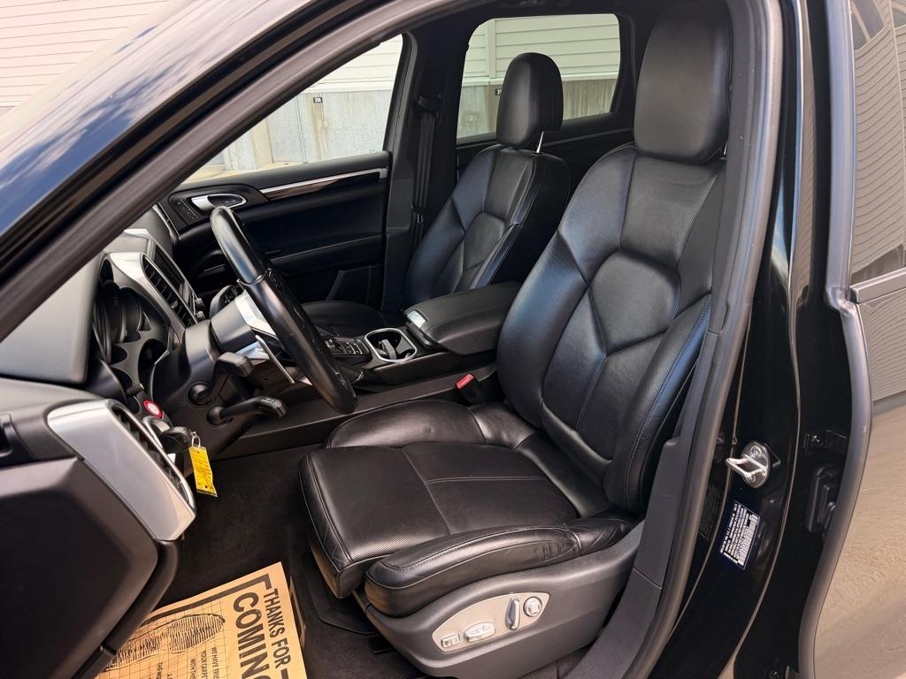 Porsche Cayenne Base 2016
