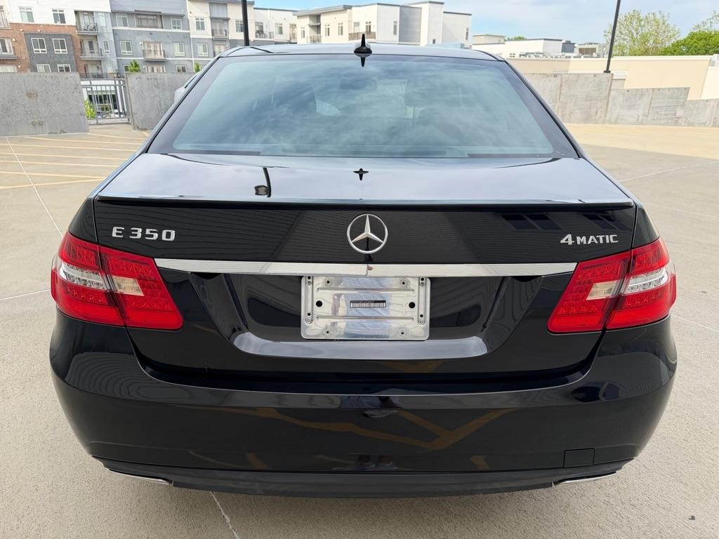 Mercedes-Benz E-Class E350 4MATIC Sedan 2012