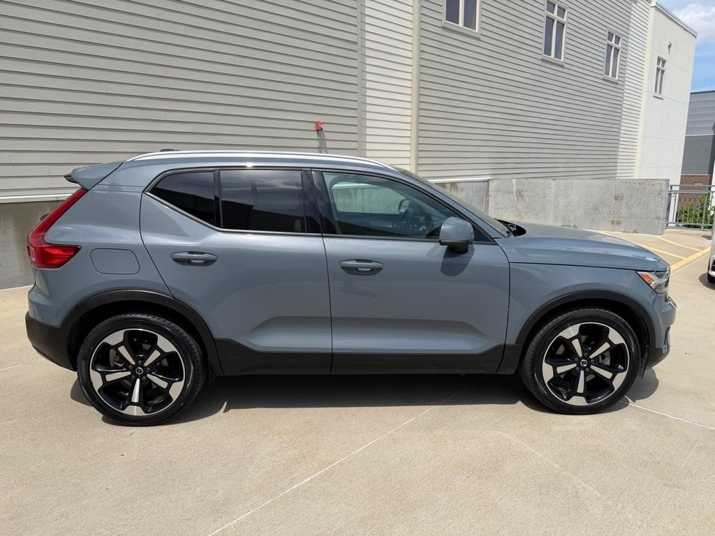 Volvo XC40 T5 Momentum AWD 2021