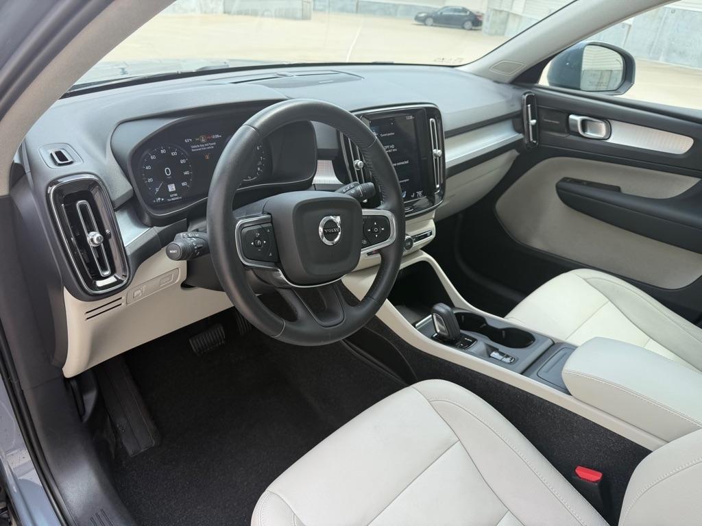 Volvo XC40 T5 Momentum AWD 2021