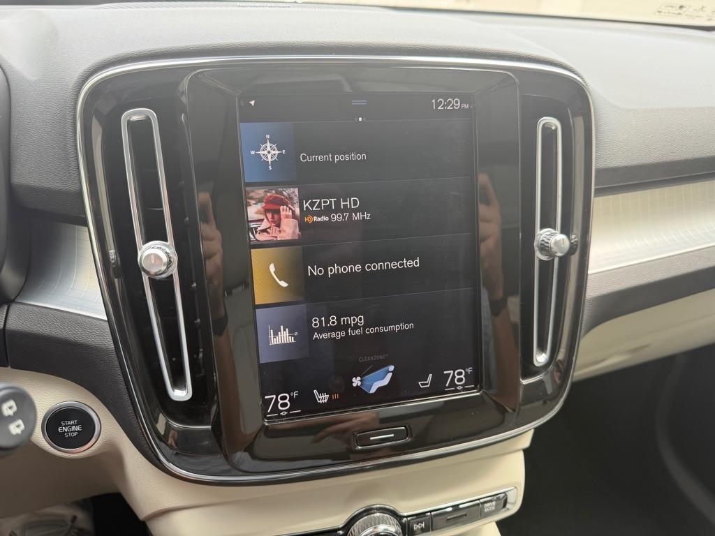 Volvo XC40 T5 Momentum AWD 2021