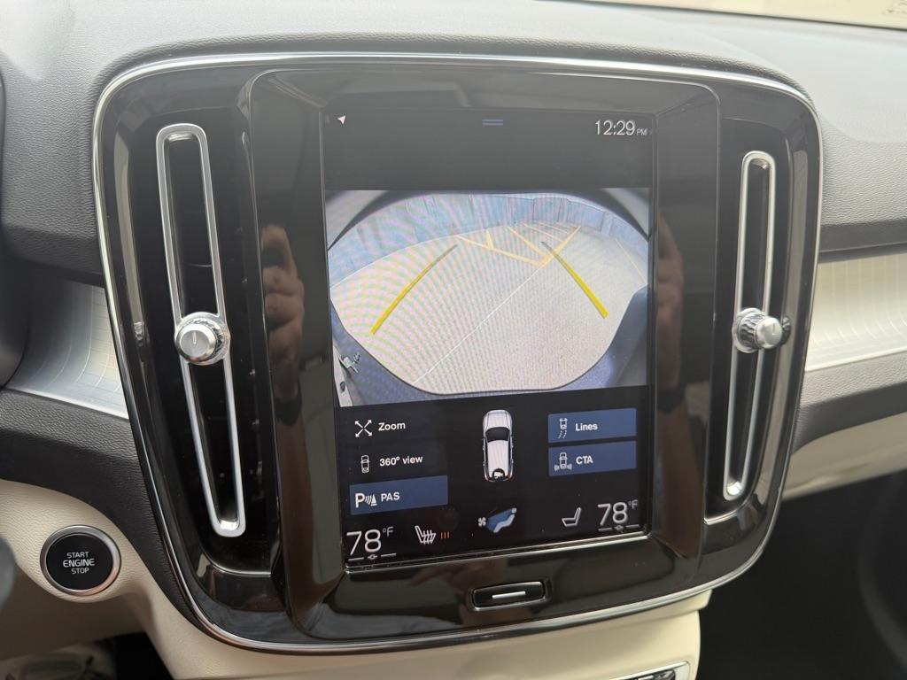 Volvo XC40 T5 Momentum AWD 2021