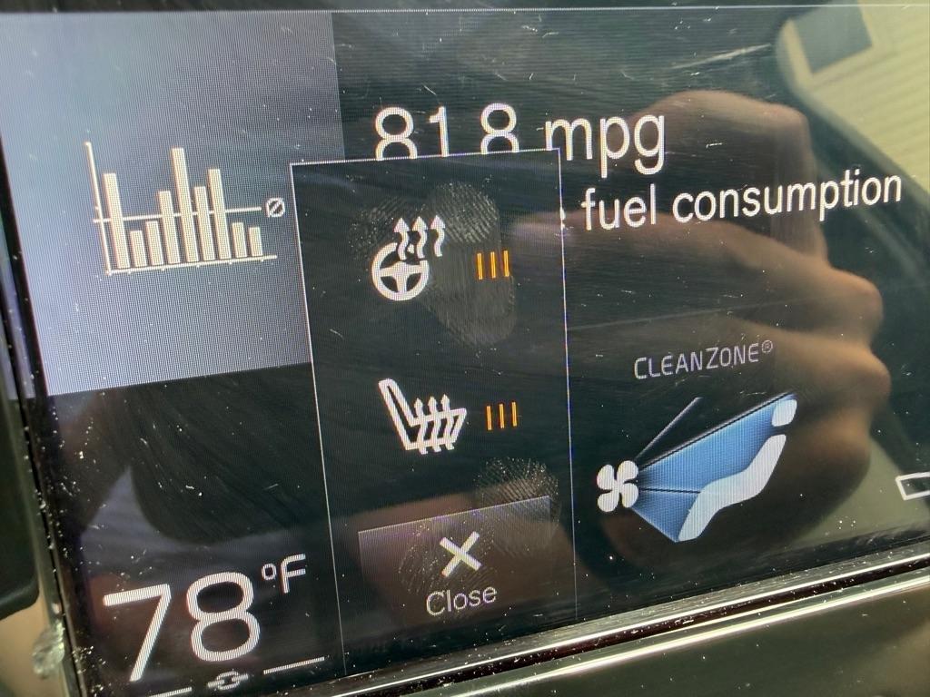 Volvo XC40 T5 Momentum AWD 2021
