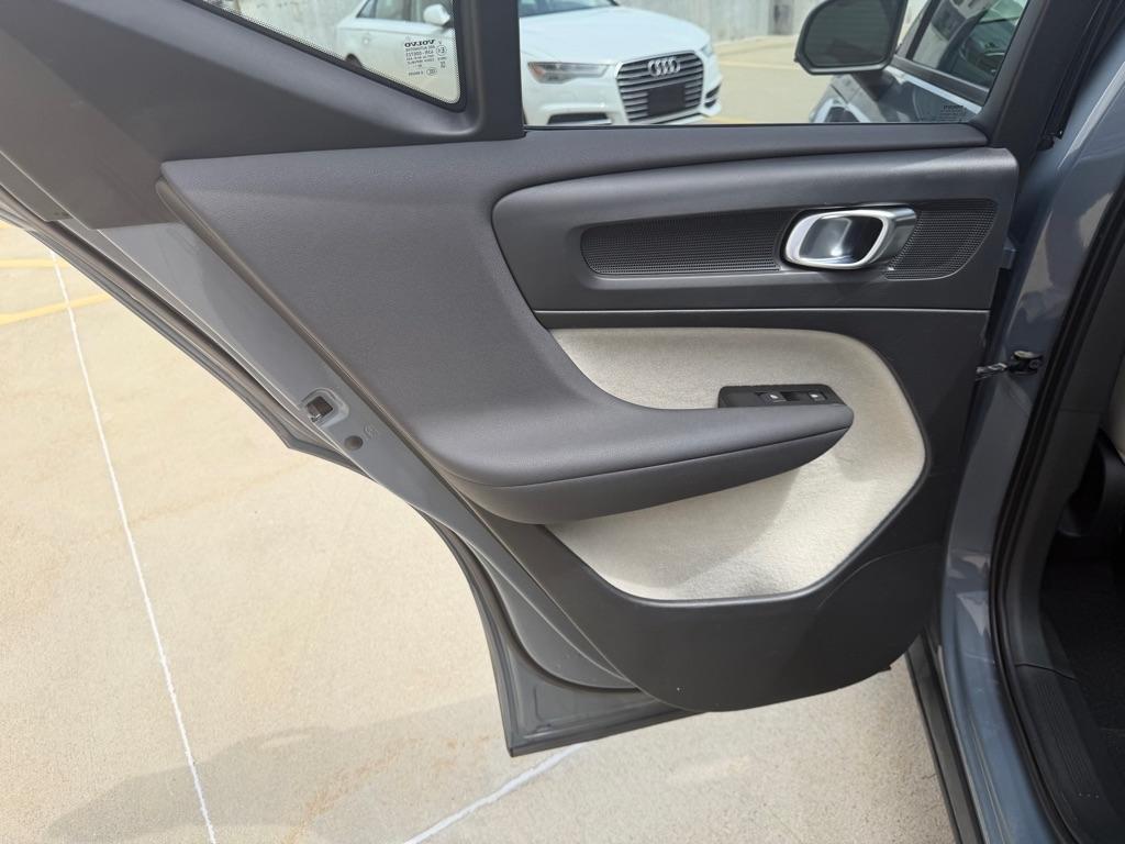Volvo XC40 T5 Momentum AWD 2021