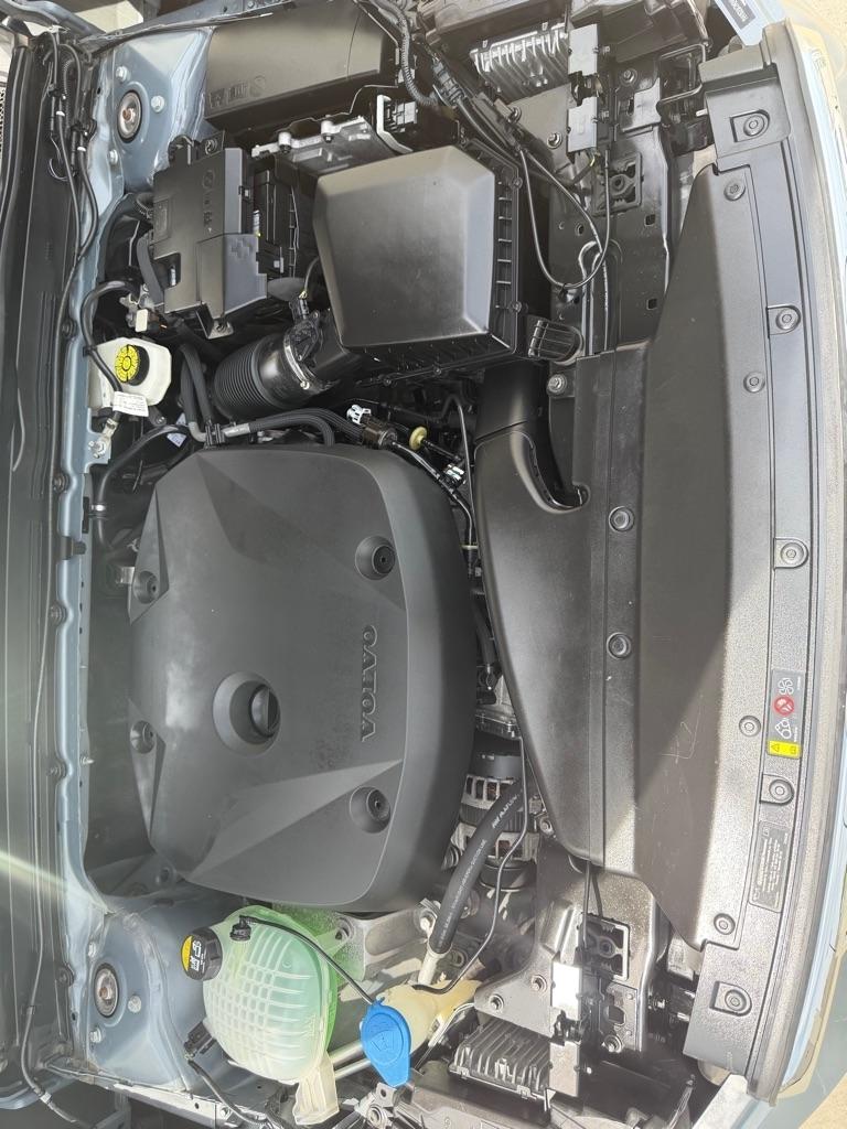 Volvo XC40 T5 Momentum AWD 2021