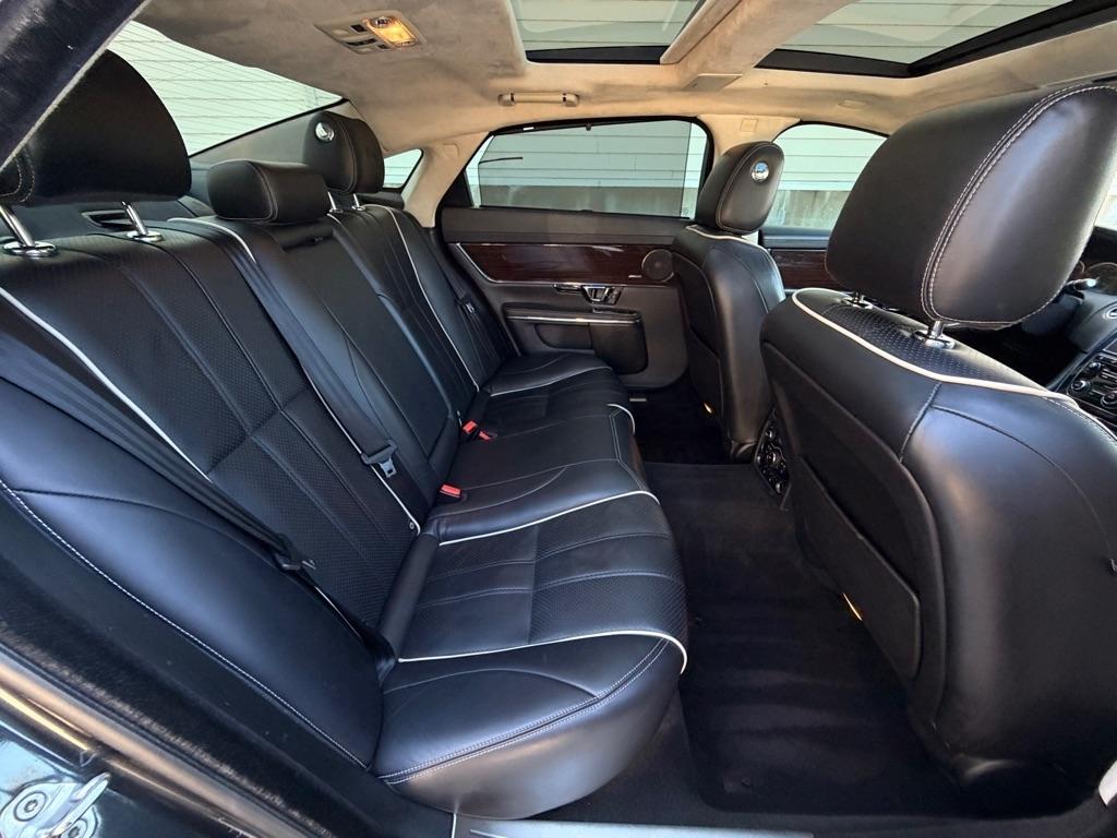Jaguar XJ-Series XJL Portfolio 2014