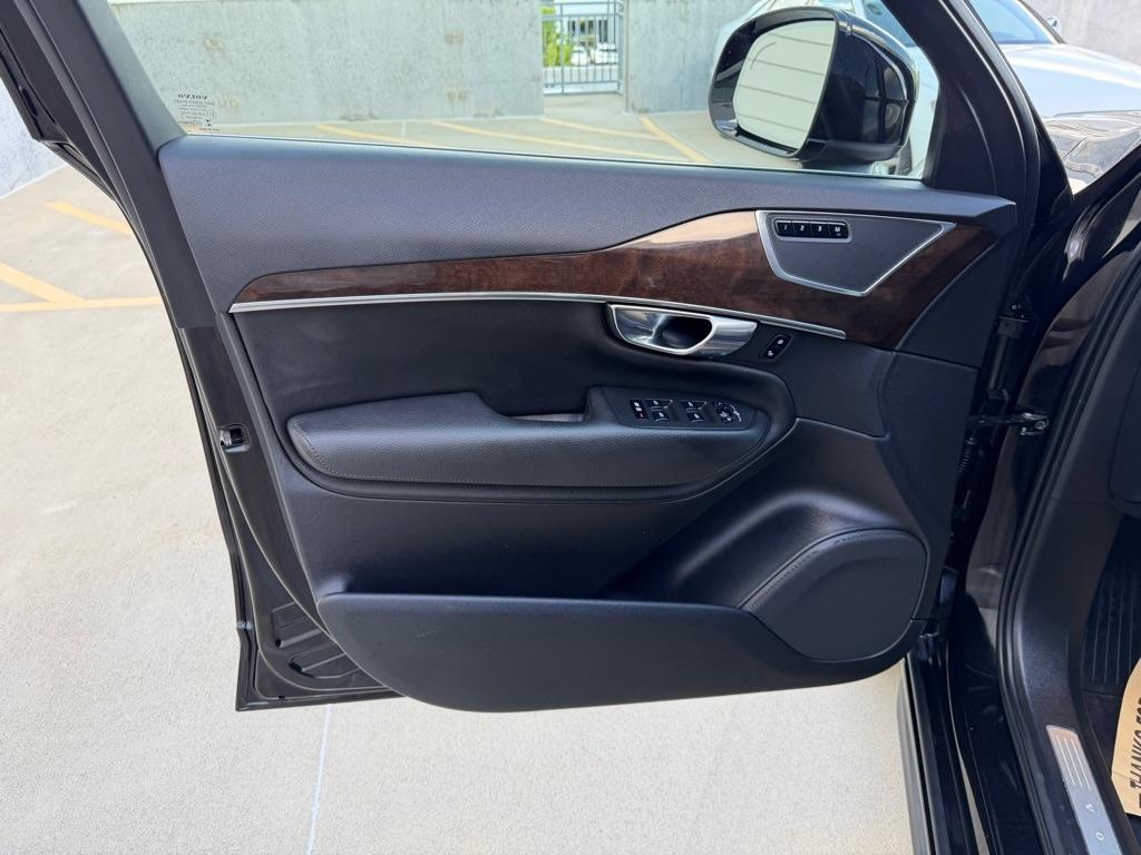 Volvo XC90 T6 Momentum AWD 2016