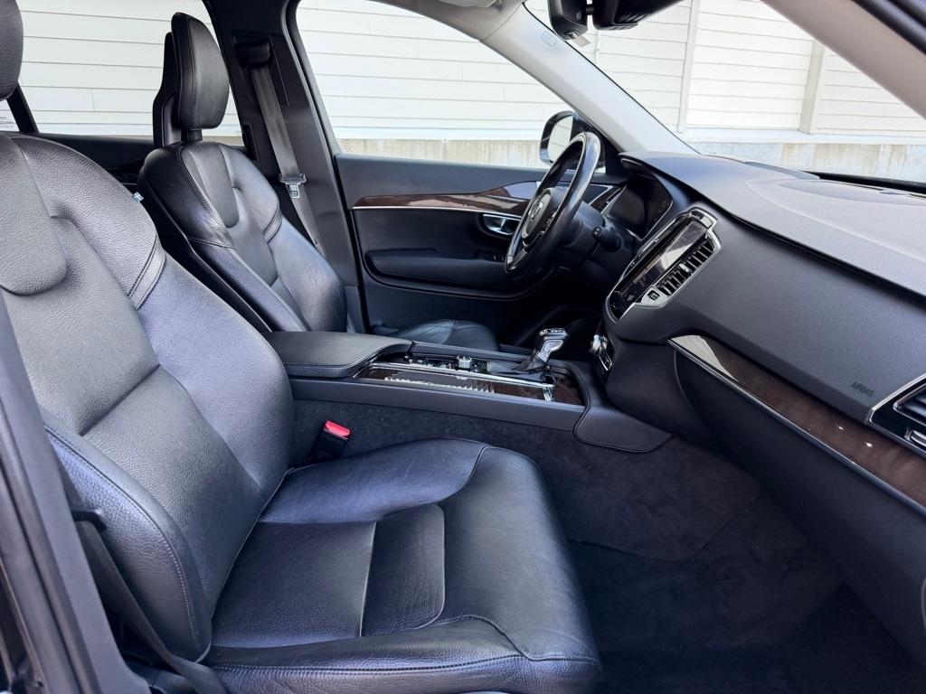 Volvo XC90 T6 Momentum AWD 2016