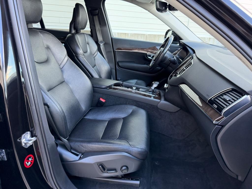 Volvo XC90 T6 Momentum AWD 2016