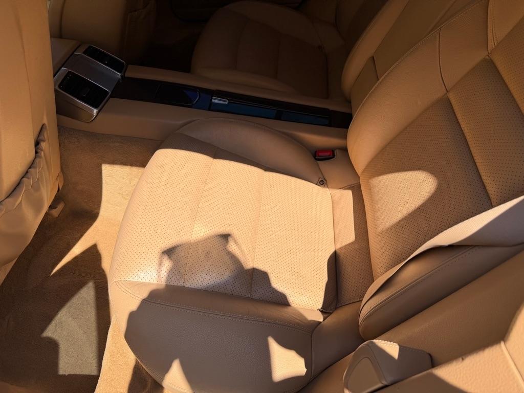 Porsche Panamera 4 2012