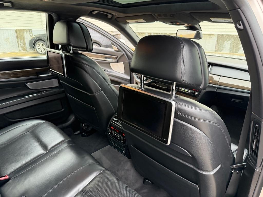 BMW Alpina B7 SWB xDrive 2015