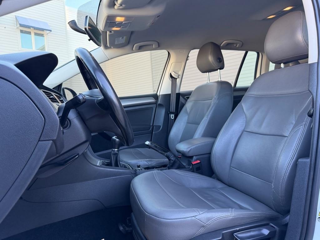 Volkswagen Golf SportWagen TSI S 5M 2016