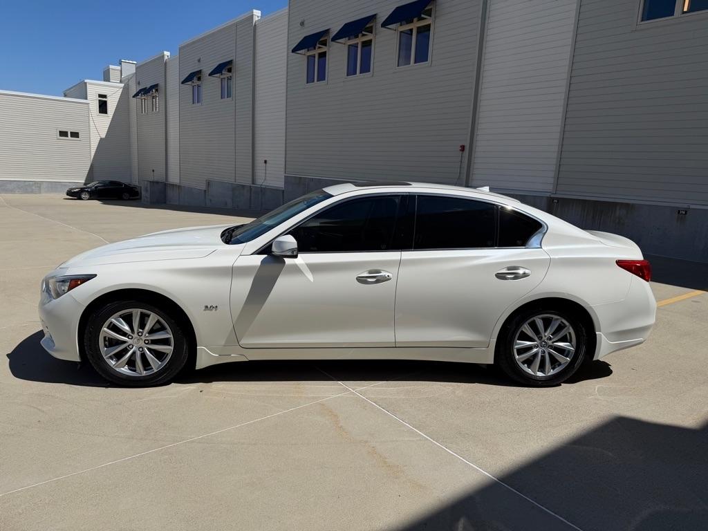 Infiniti Q50 3.0t Premium 2016