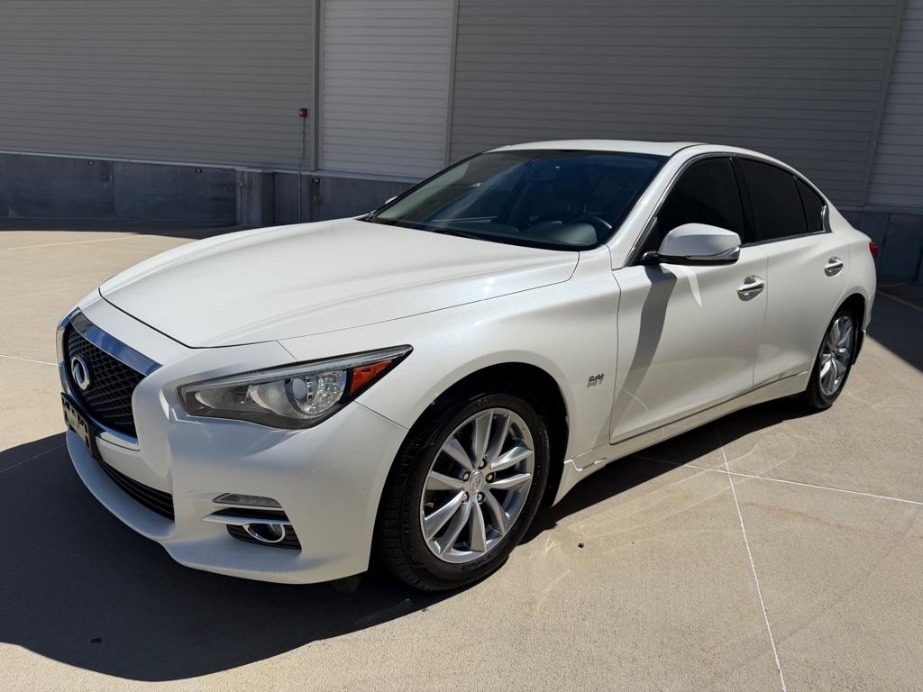 Infiniti Q50 3.0t Premium 2016