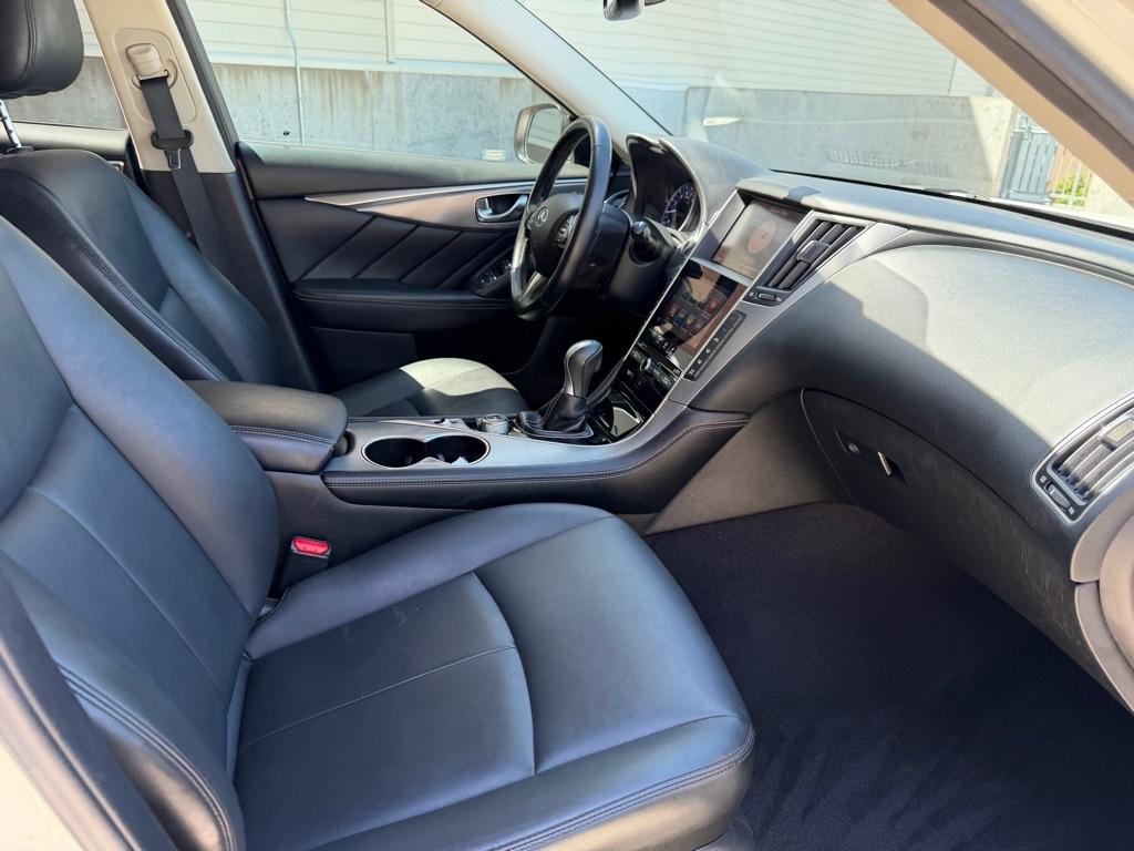 Infiniti Q50 3.0t Premium 2016