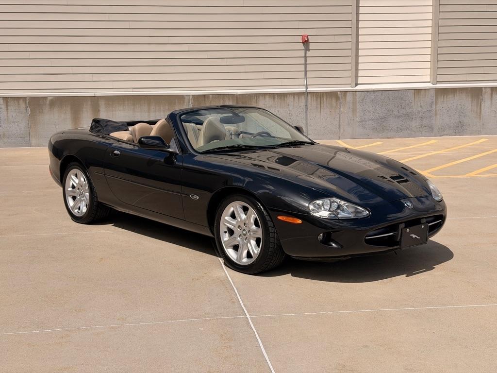 Jaguar XK8 Convertible 2000