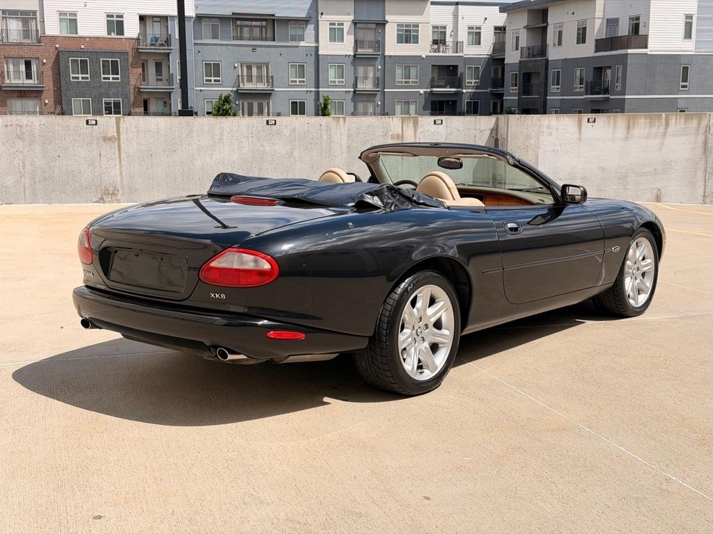 Jaguar XK8 Convertible 2000
