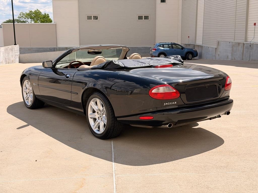 Jaguar XK8 Convertible 2000