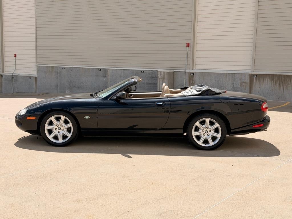 Jaguar XK8 Convertible 2000
