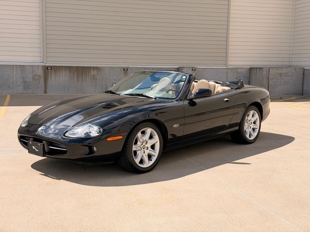 Jaguar XK8 Convertible 2000