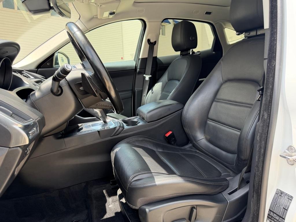 Jaguar E-Pace S 2019