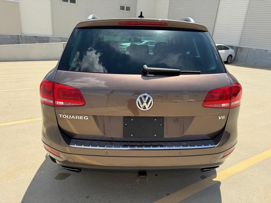 Volkswagen Touareg VR6 Sport w/Navigation 2012