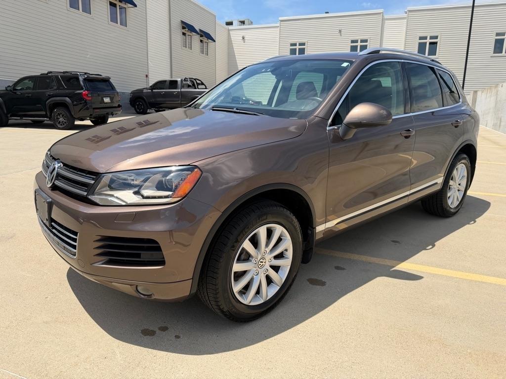 Volkswagen Touareg VR6 Sport w/Navigation 2012